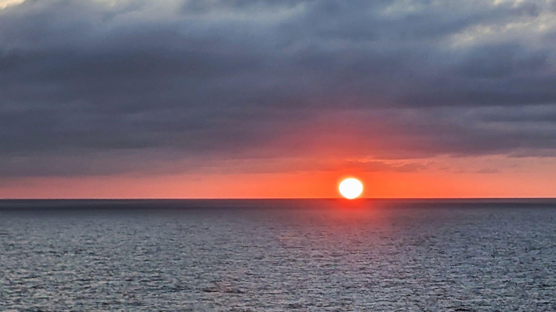 AROYA CRUISES – 3 Nights Arabian Gulf Cruise Abu Dhabi • Dubai